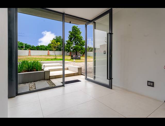 4 BEDROOM FREESTANDING FOR SALE IN HELDERFONTEIN ESTATE
